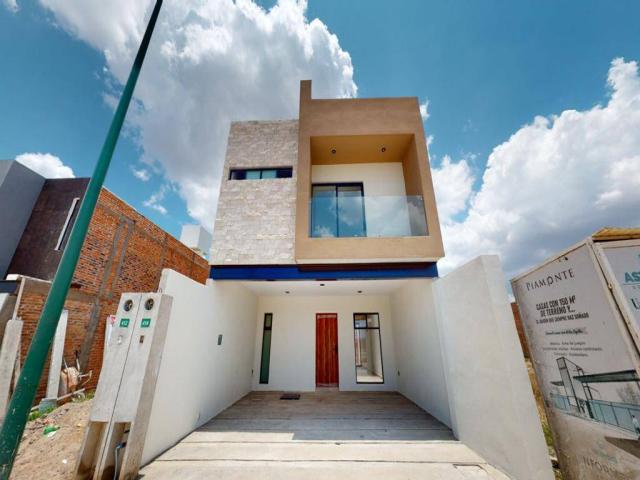 #207 - Casa para Venta en San Luis Potosí - SP