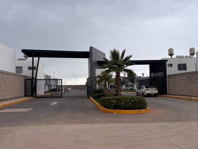 #001 - Casa para Venta en San Luis Potosí - SP