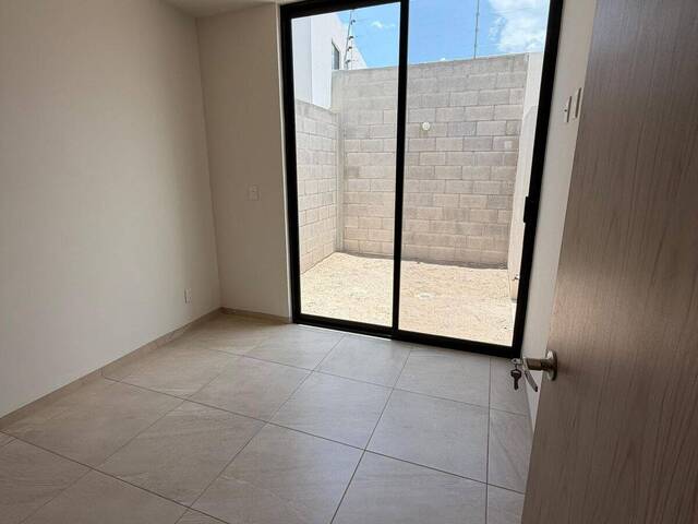 #012 - Casa para Renta en San Luis Potosí - SP
