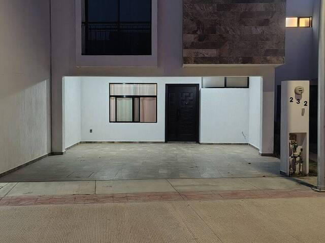 #013 - Casa para Renta en San Luis Potosí - SP